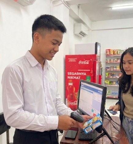 Dokumentasi Praktik: Bisnis Retail 2